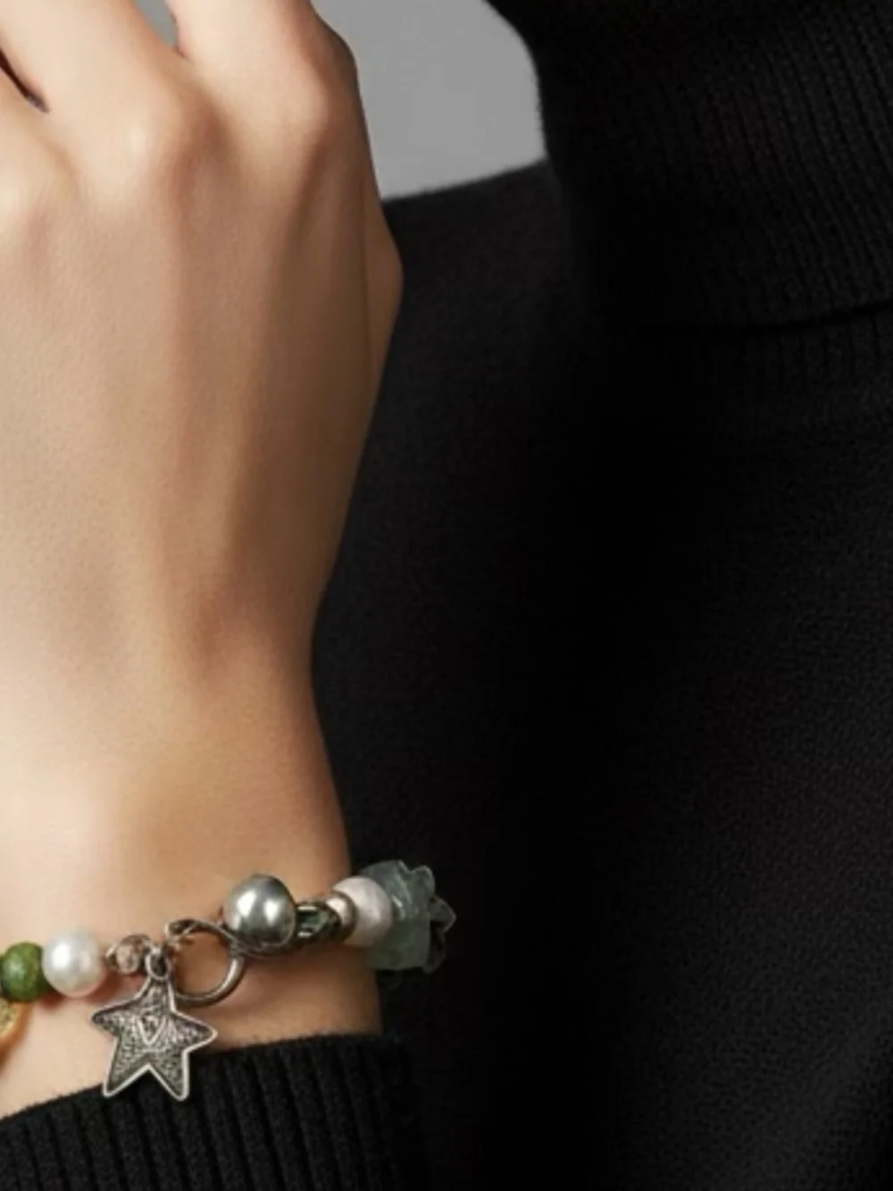 Stunning Sterling, Pearl, Citrine and Beaded Bracelet. 